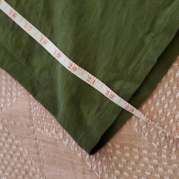 J. Crew Olive T-Shirt sz Small - Picture 6 of 7